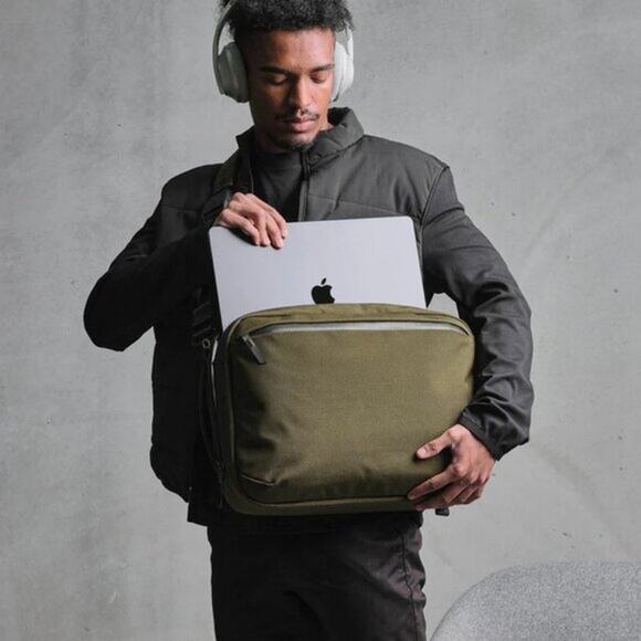 NWT Alpaka Elements Tech Brief Pro Travel Laptop Bag Army Green Axoflux - Picture 3 of 6